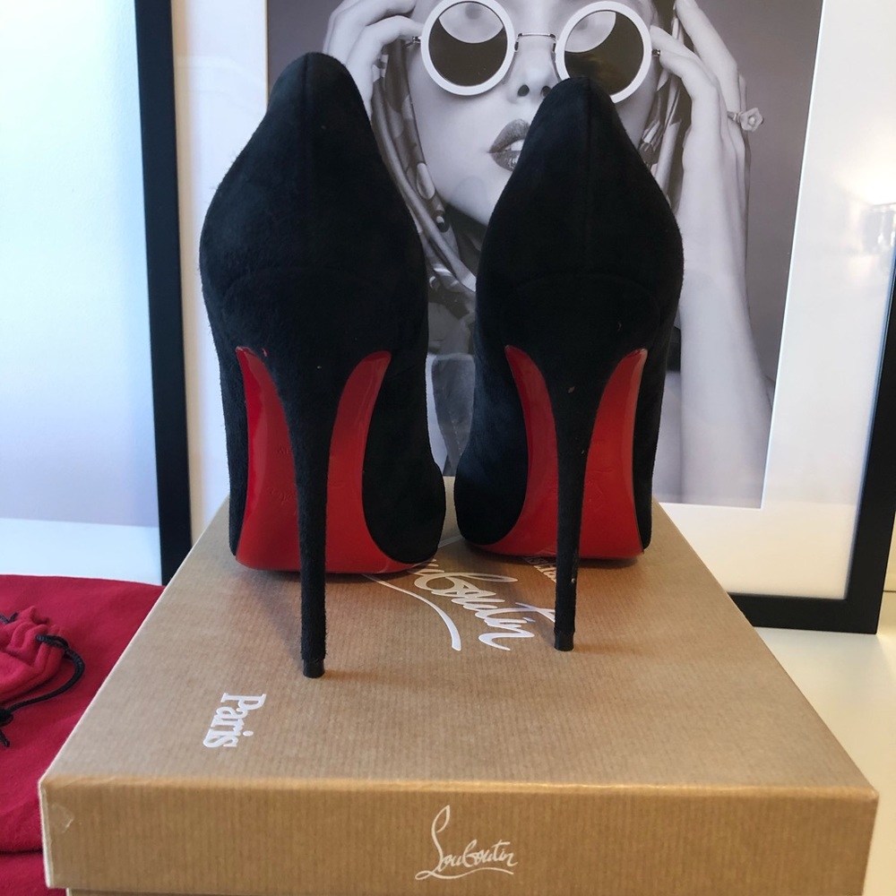 So Kate Velours 💄 - Picture 4 of 11